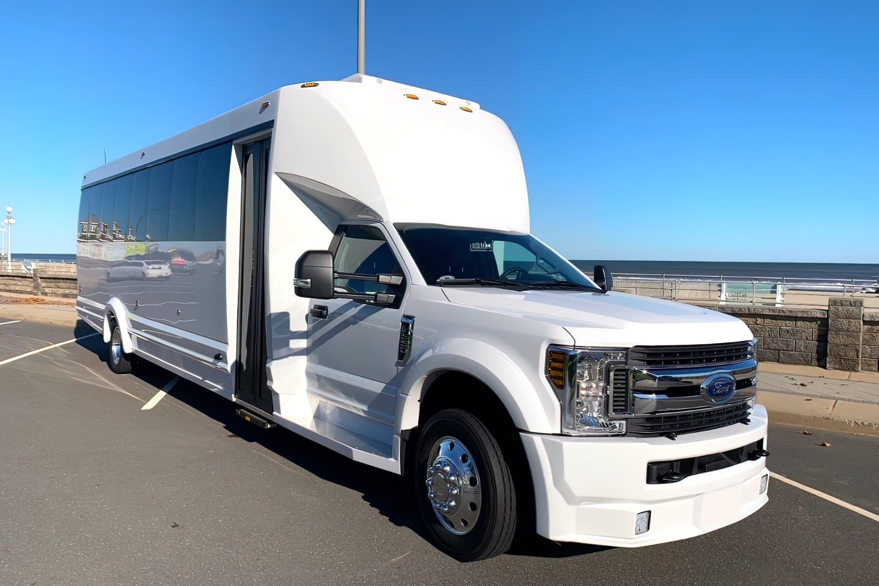 28 Passenger Party Bus - Party Bus for charter