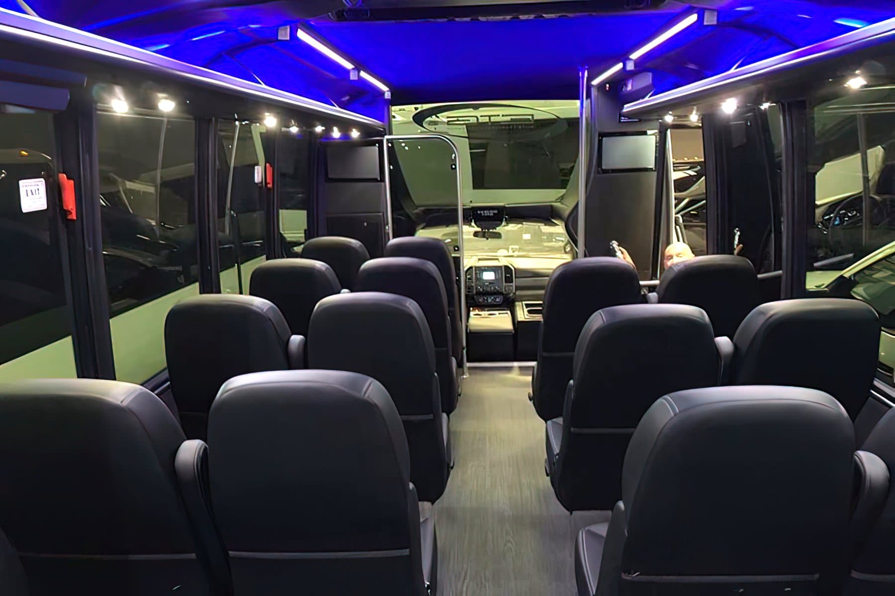 28 PASSENGER BUS exterior 3