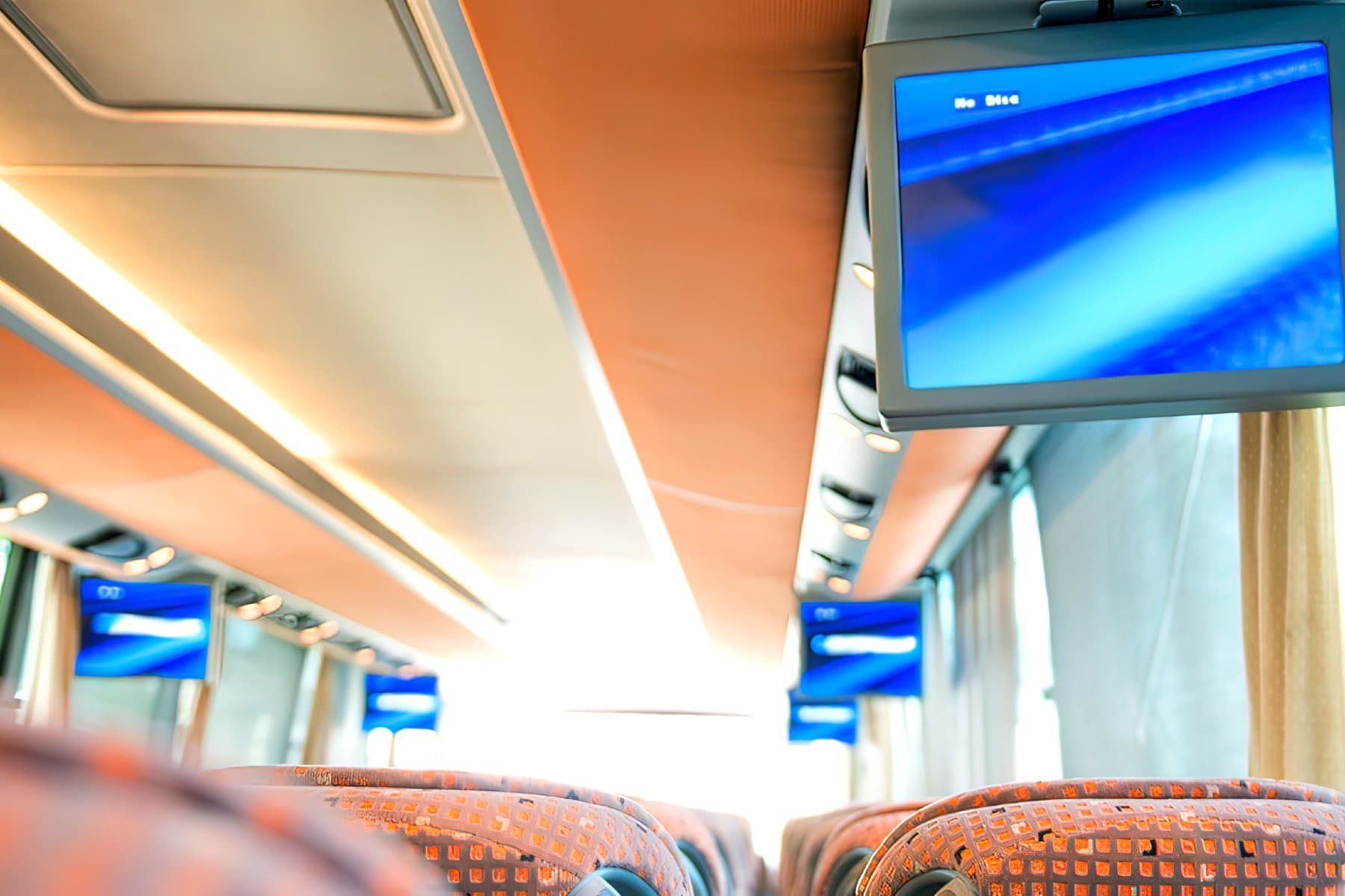 56 PAX Luxury Setra S417 Coach Bus exterior 5