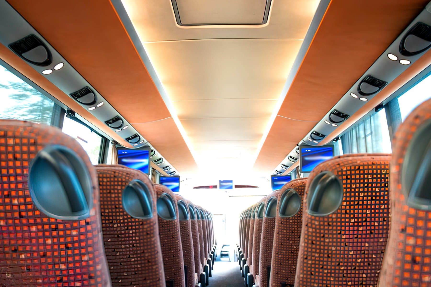 56 PAX Luxury Setra S417 Coach Bus exterior 6