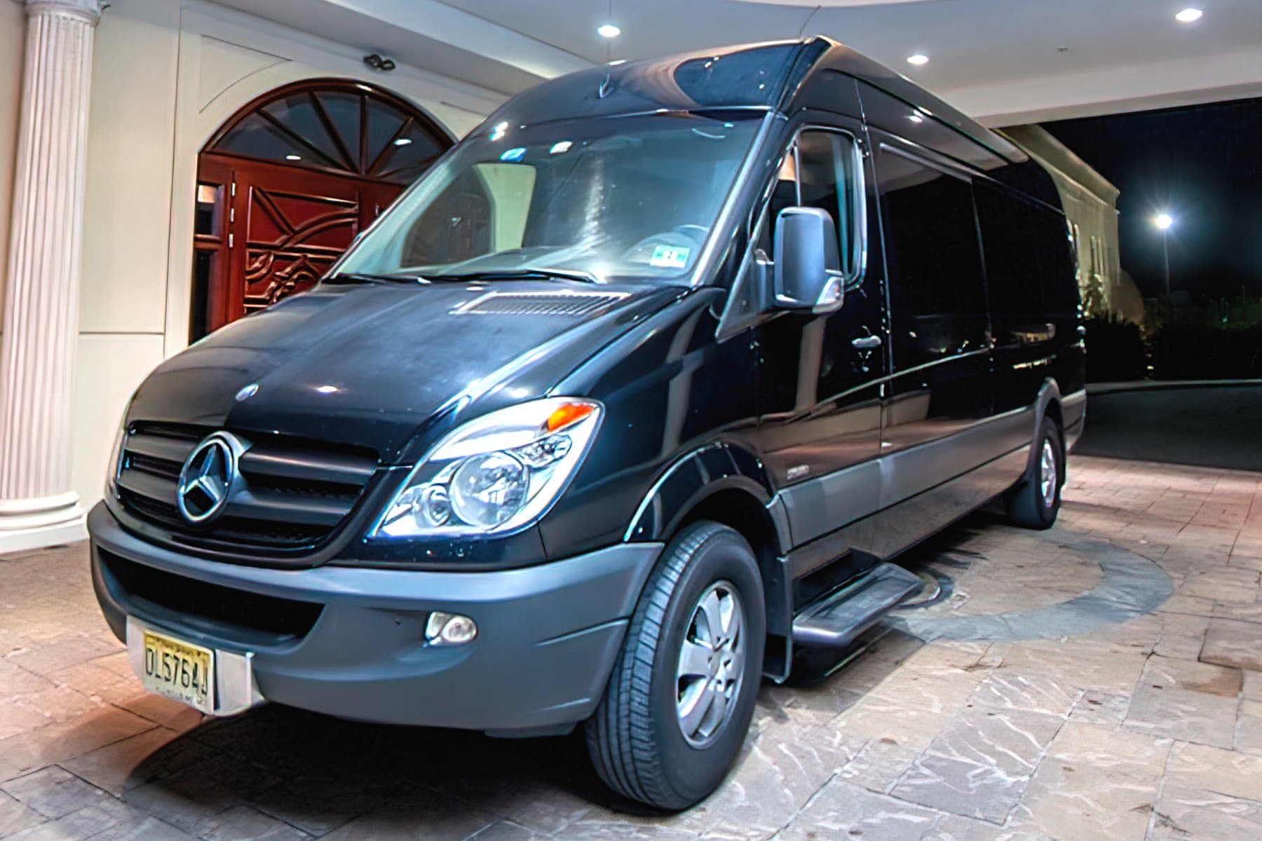 12 PAX Mercedes Sprinter - Van for charter