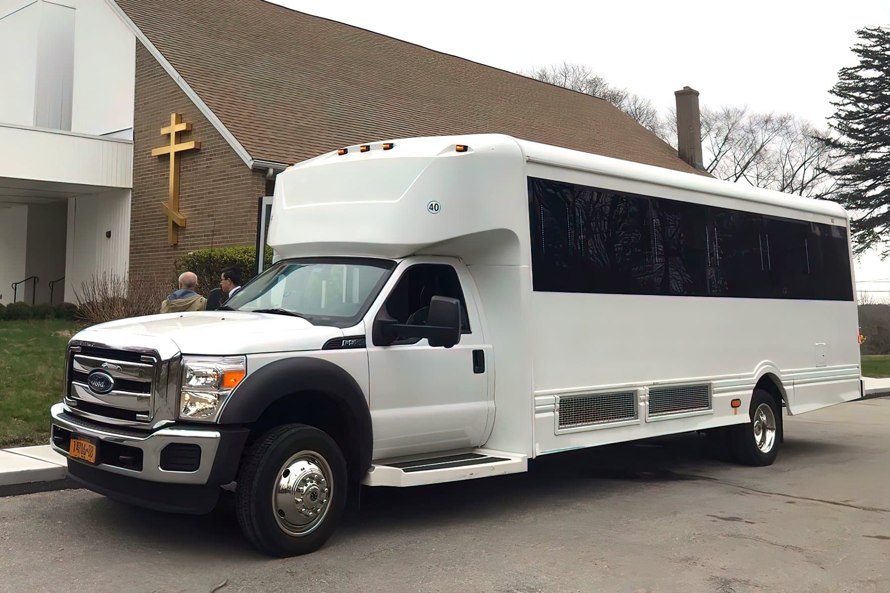 25 PAX Limo Bus With Bathroom - Limousine for charter