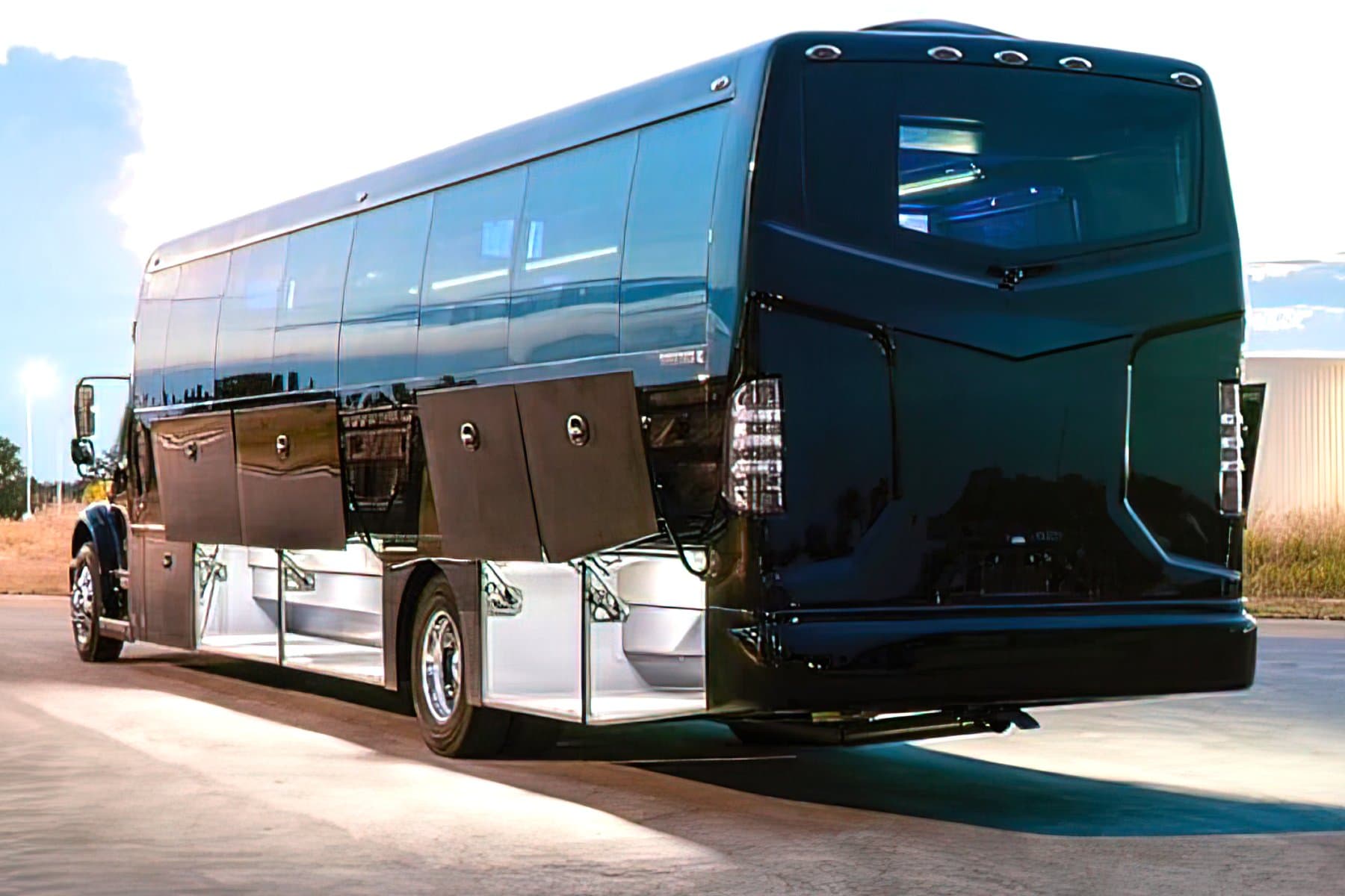 Motor Coach 39 PAX - Motor Coach for charter