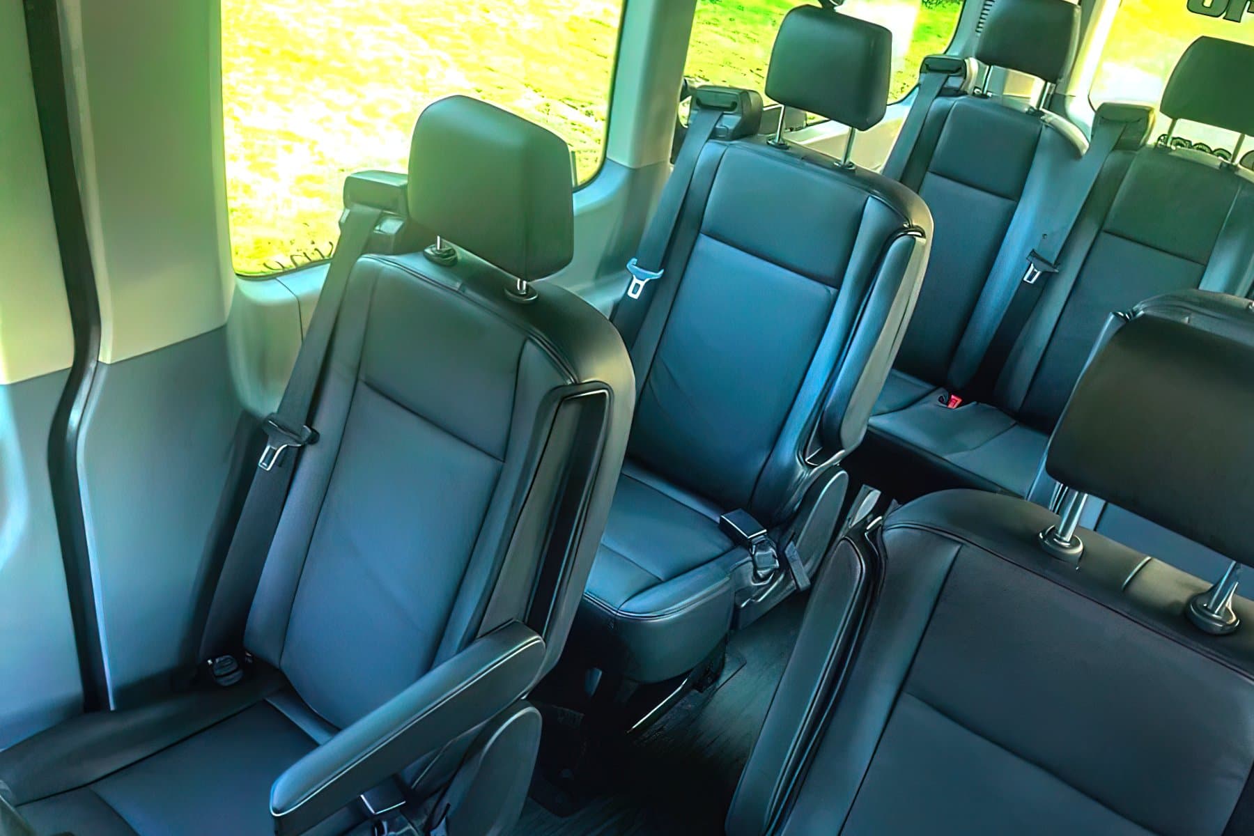 14 Passenger Executive Shuttle Coach exterior 2
