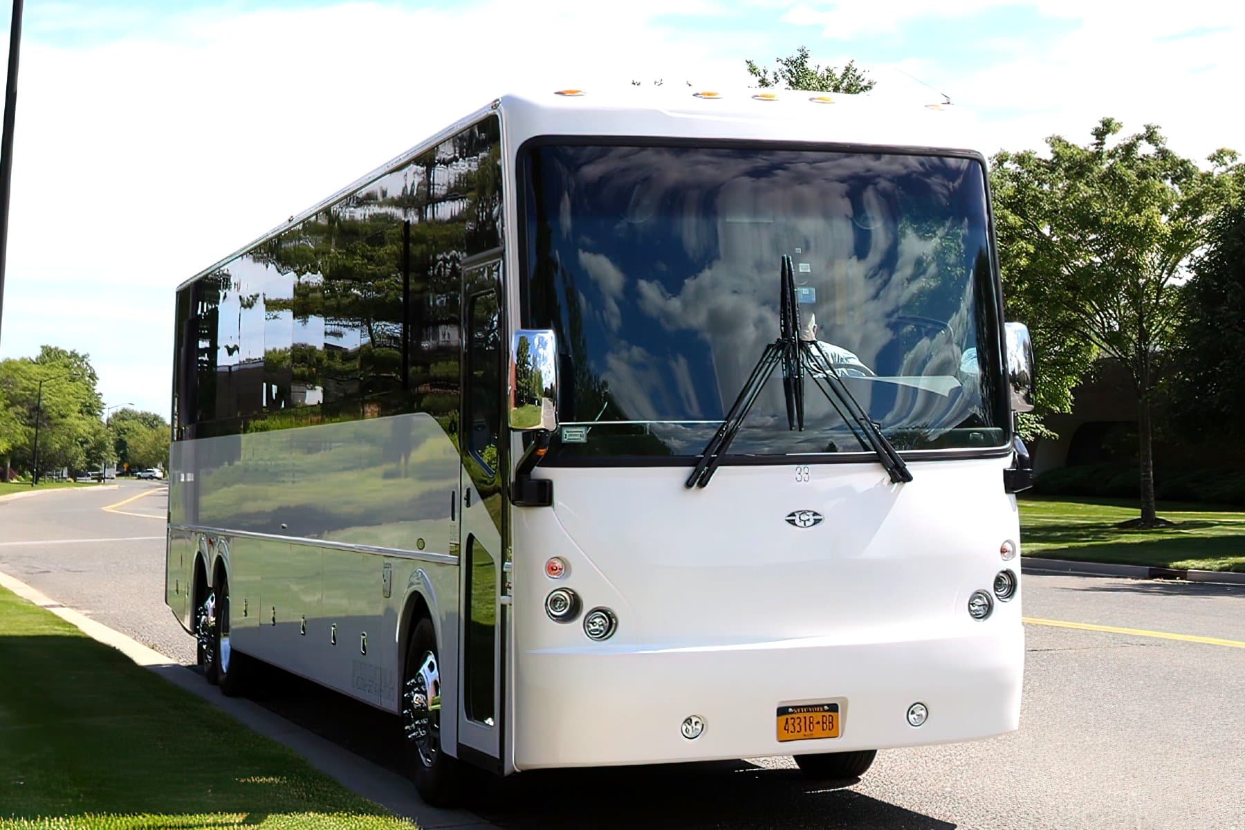 38 PAX Party Bus - Party Bus for charter