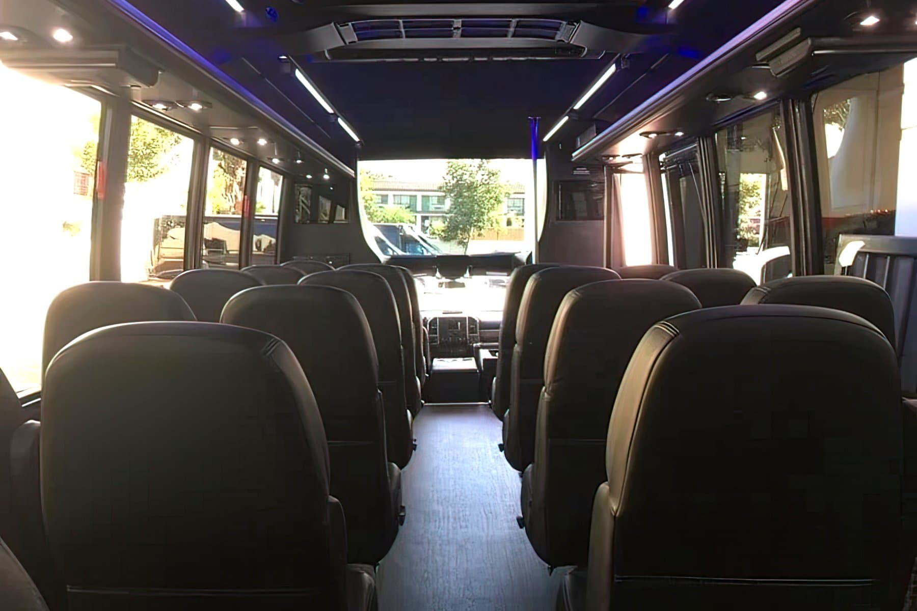 28 PASSENGER MINIBUS exterior 4