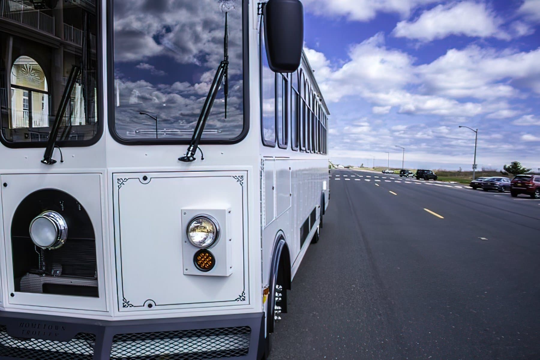 34 Passenger Trolley - Trolley for charter