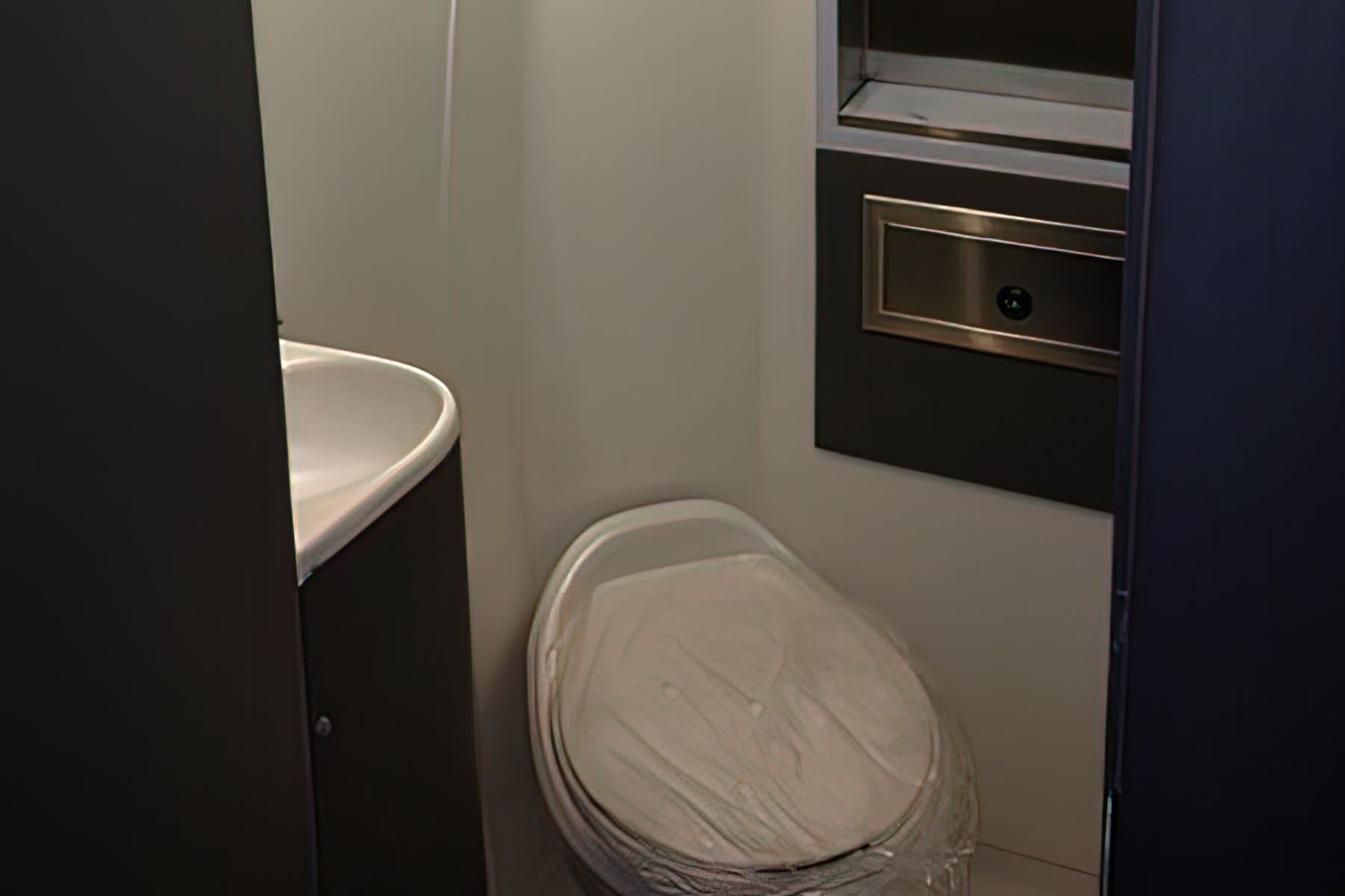 24 PAX MINIBUS With Restroom exterior 5