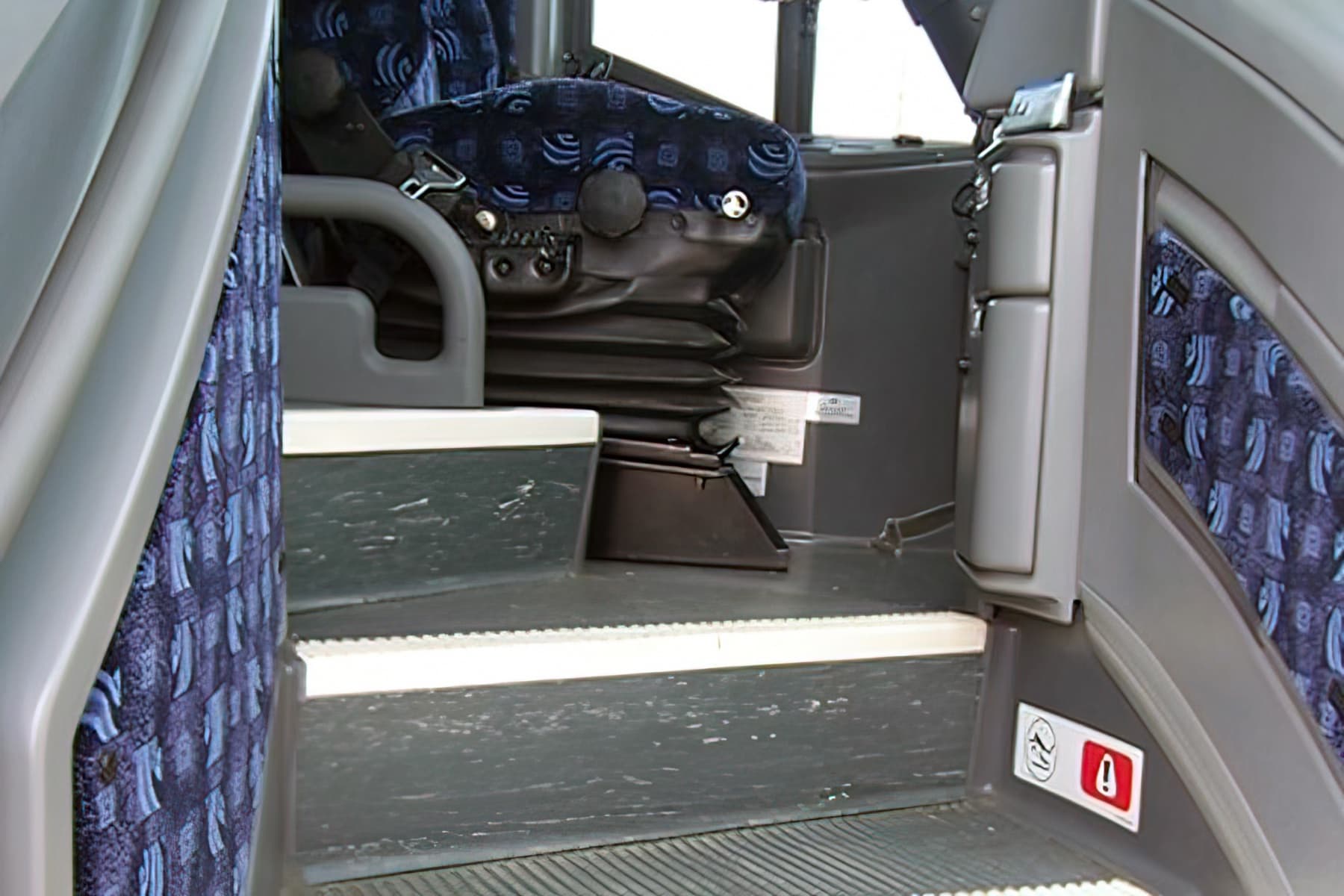 56-PASSENGER MOTORCOACH exterior 3