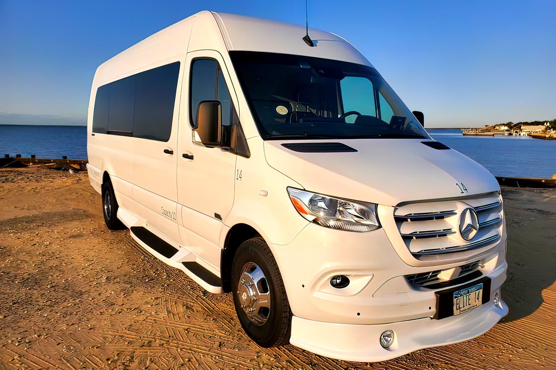 12 PAX MERCEDES SPRINTER LIMO - Van for charter