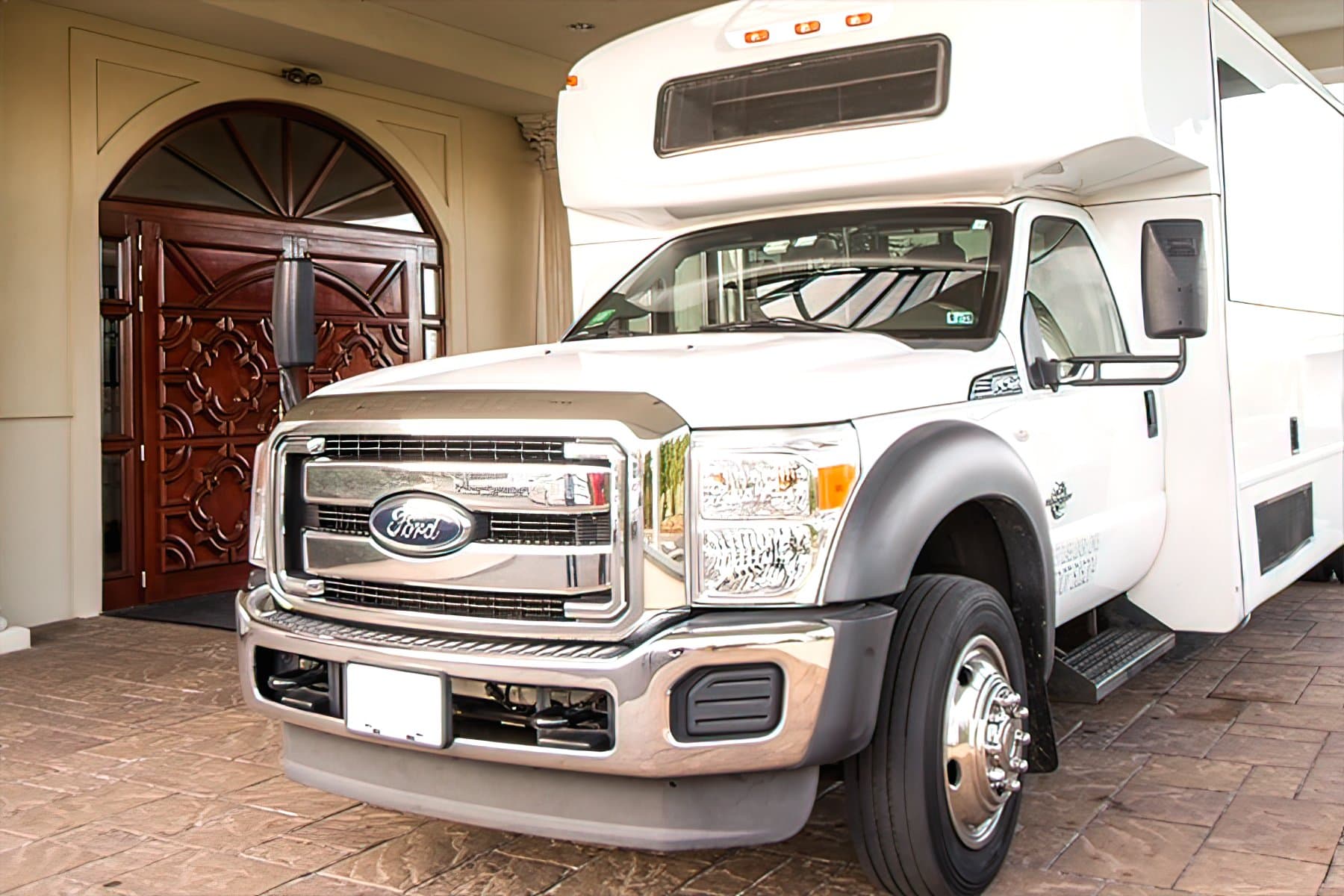 27 PAX Shuttle Bus - Motor Coach for charter