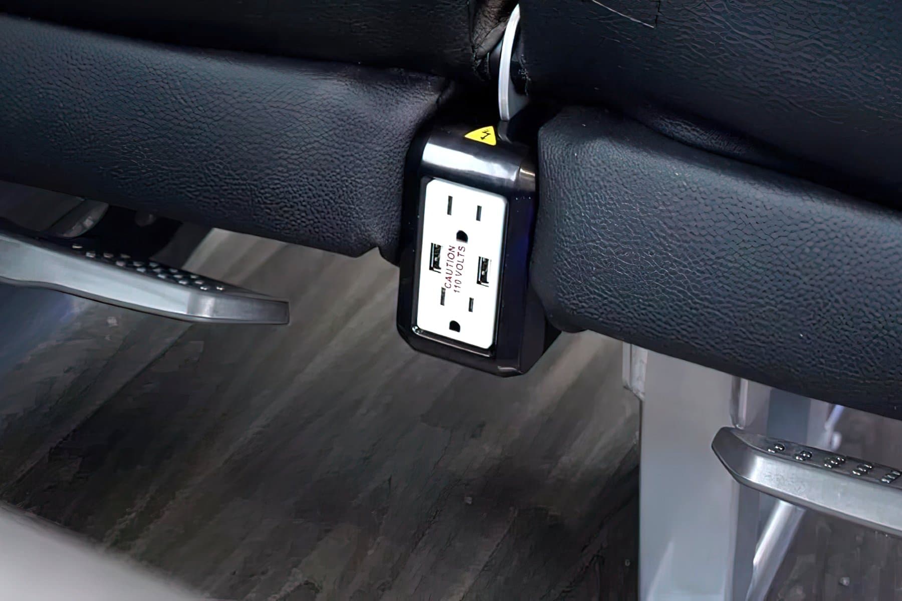 49 PAX Deluxe Motor Coach exterior 5