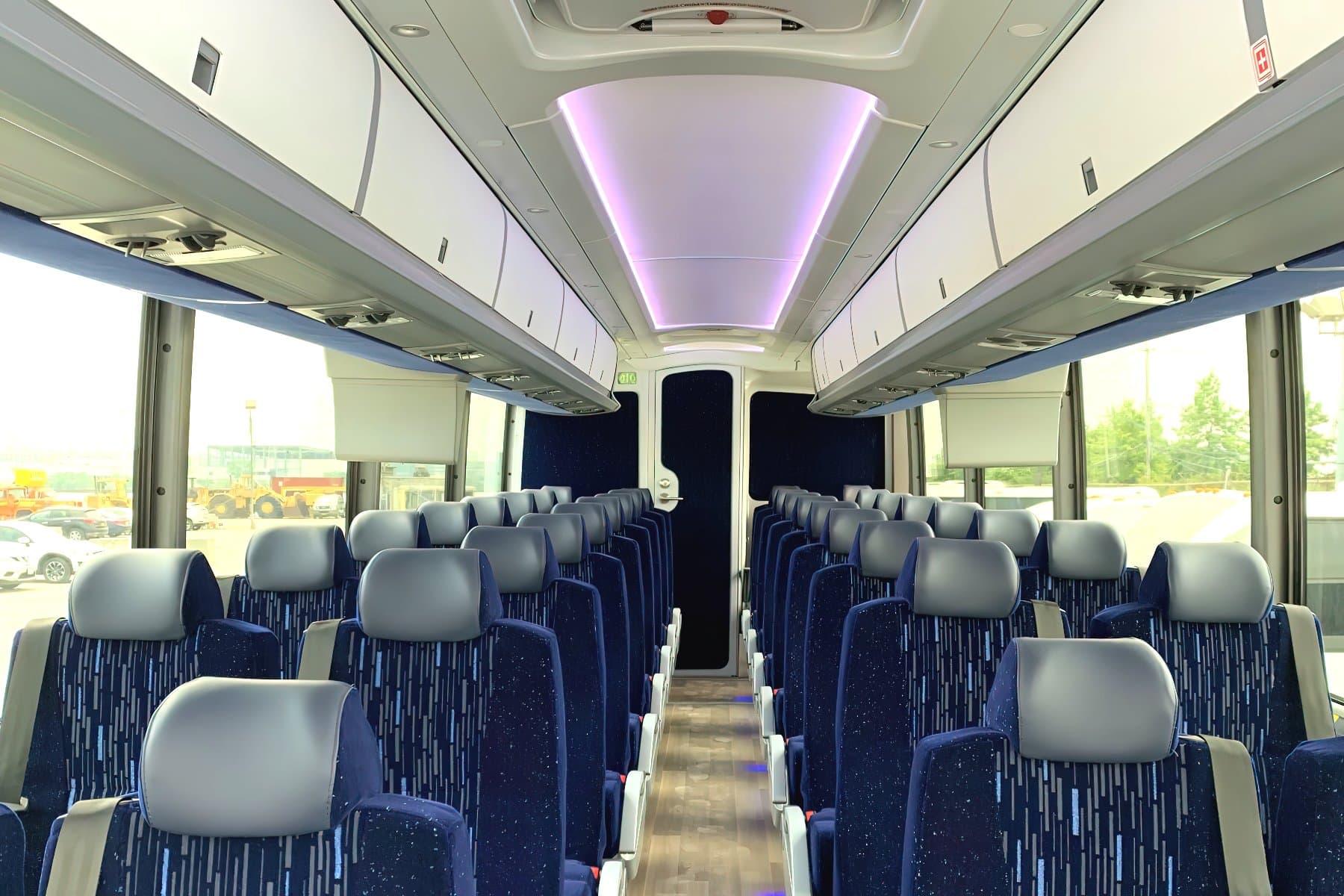 40 PAX Bus exterior 3