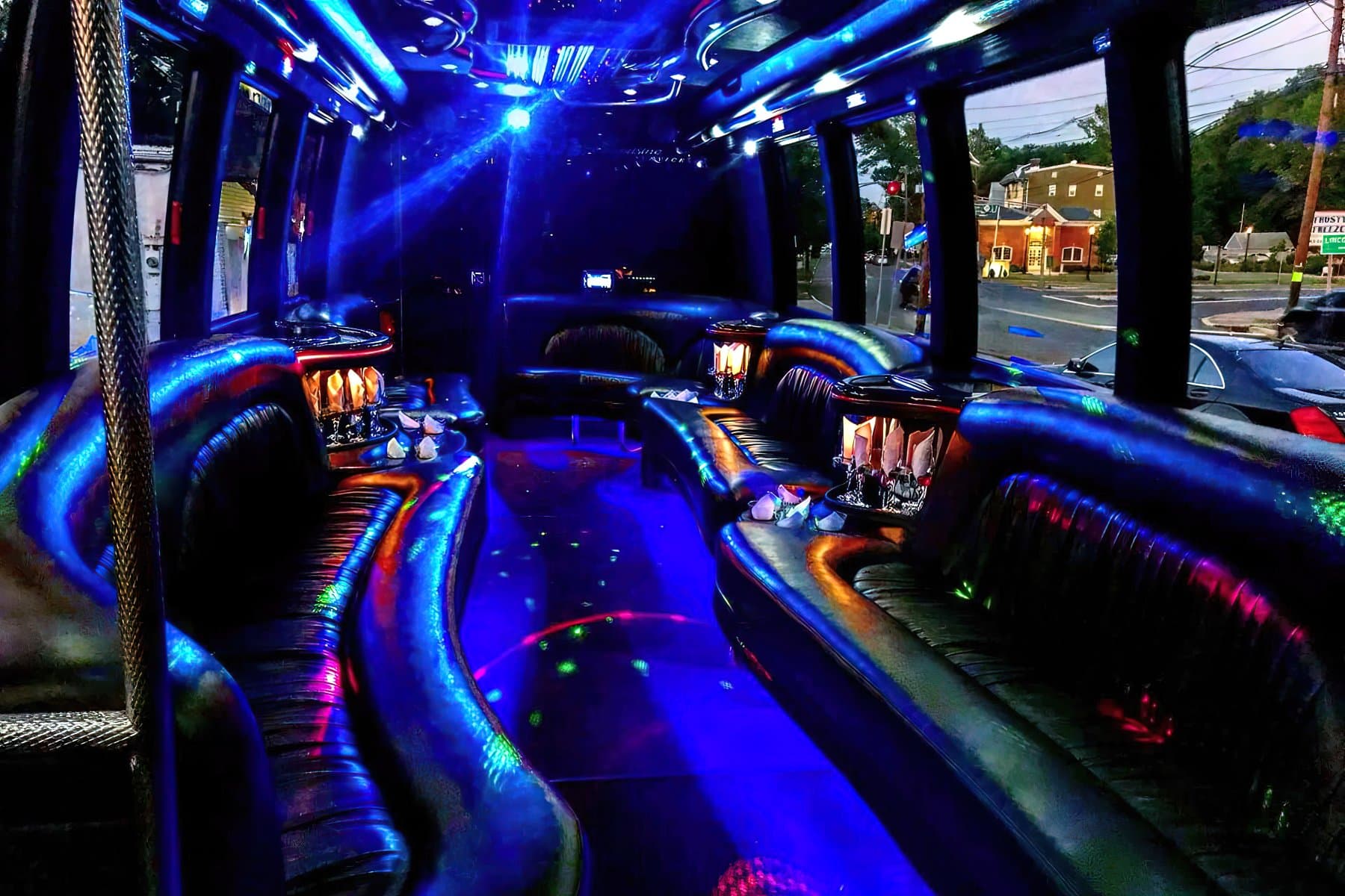 26 PAX Party Bus With Bathroom exterior 4