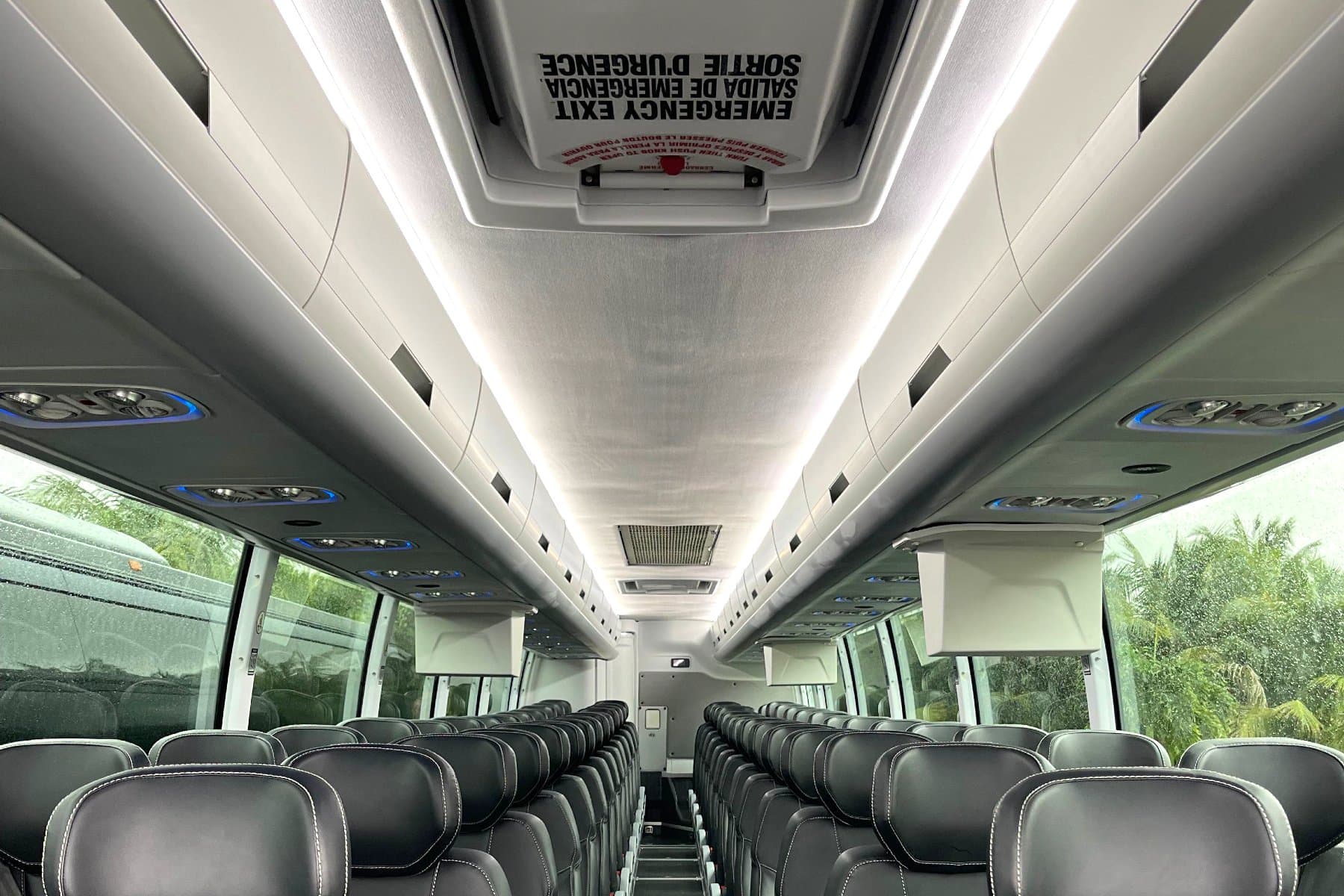 56 PAX Bus exterior 4