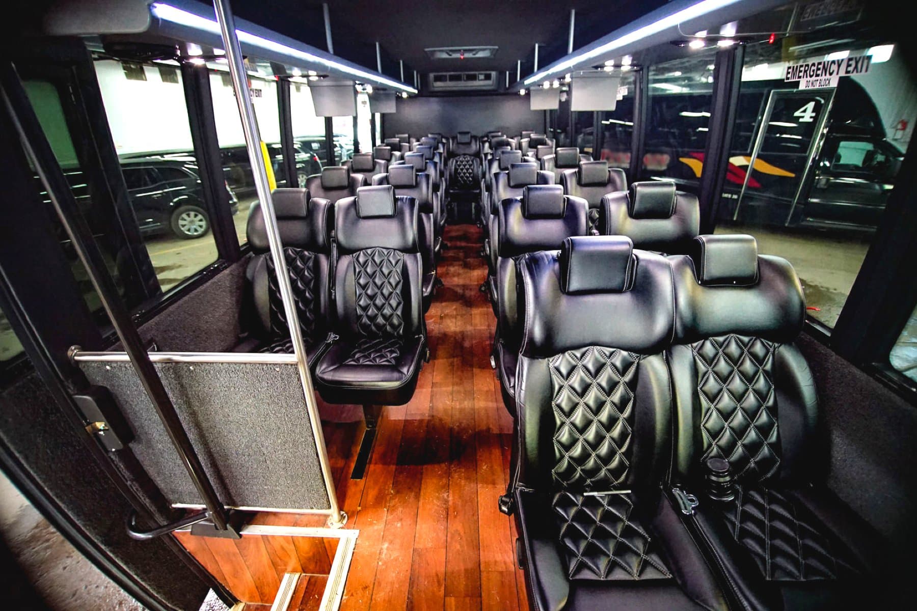28 PAX Mid-Size Bus - Motor Coach for charter