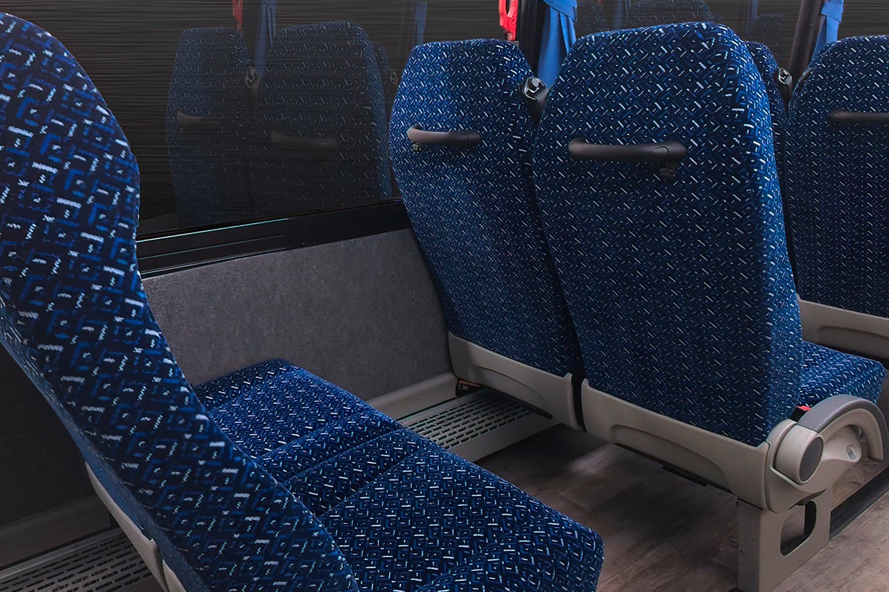 30 PAX Bus exterior 2