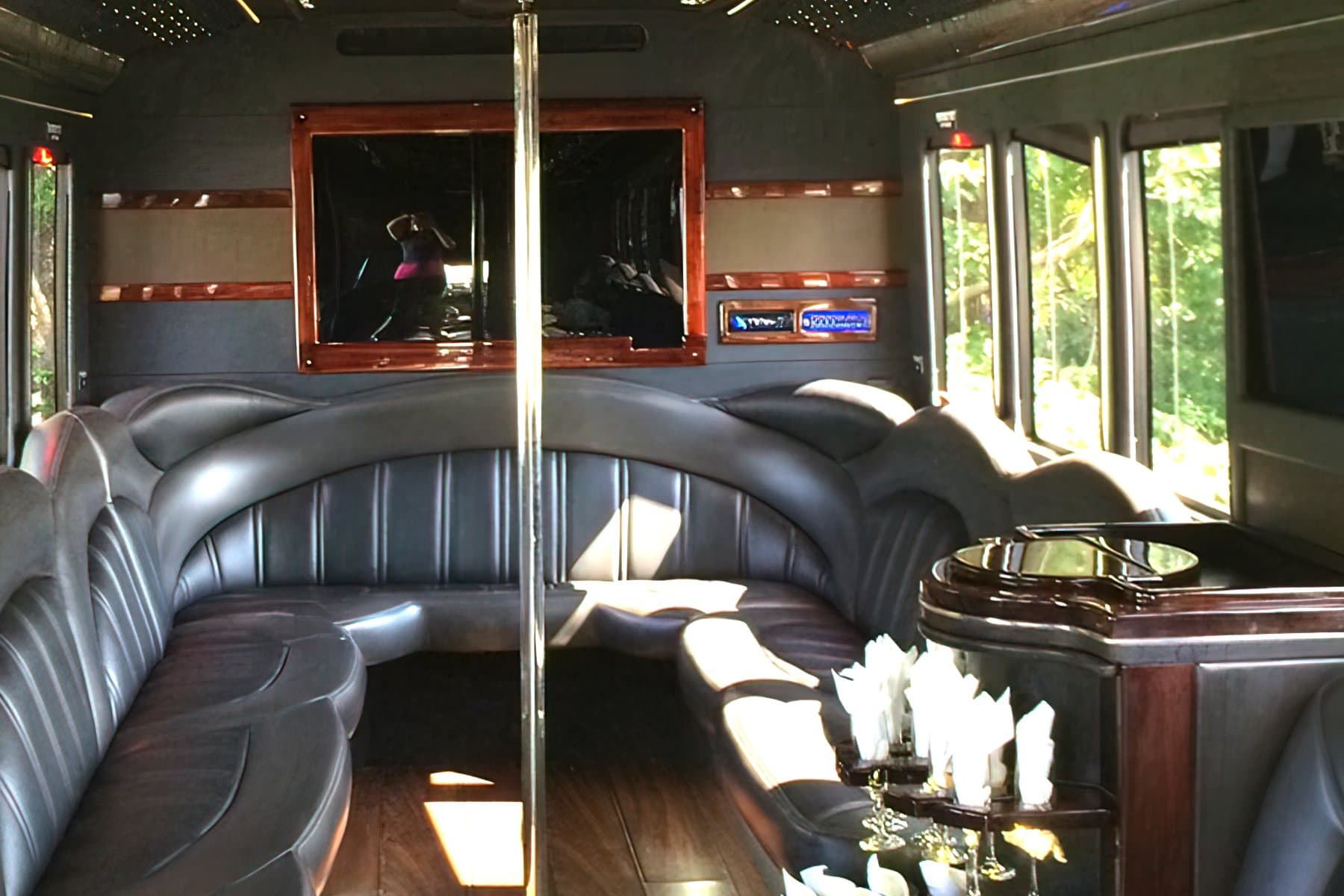 25 PAX  Luxury Limo Bus exterior 3