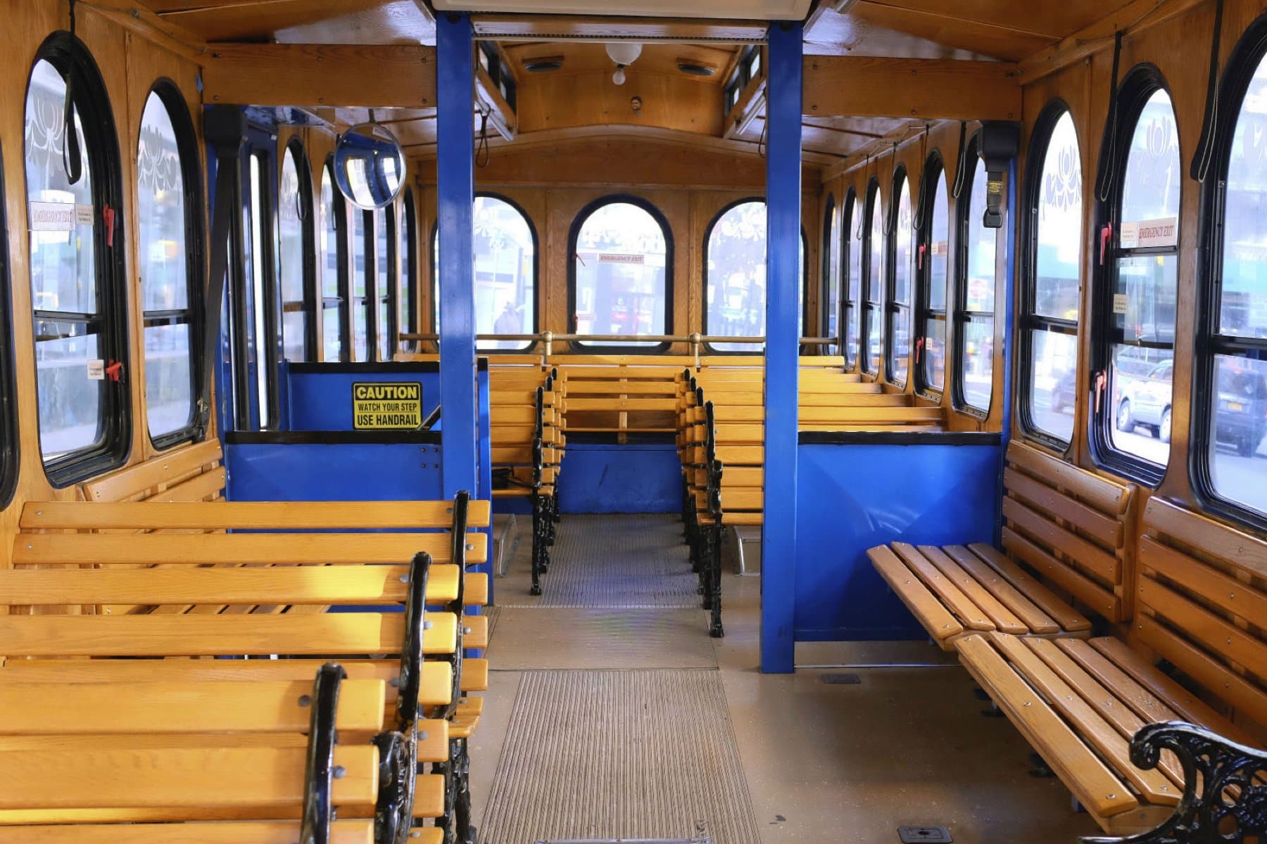 34 PAX Trolley exterior 6