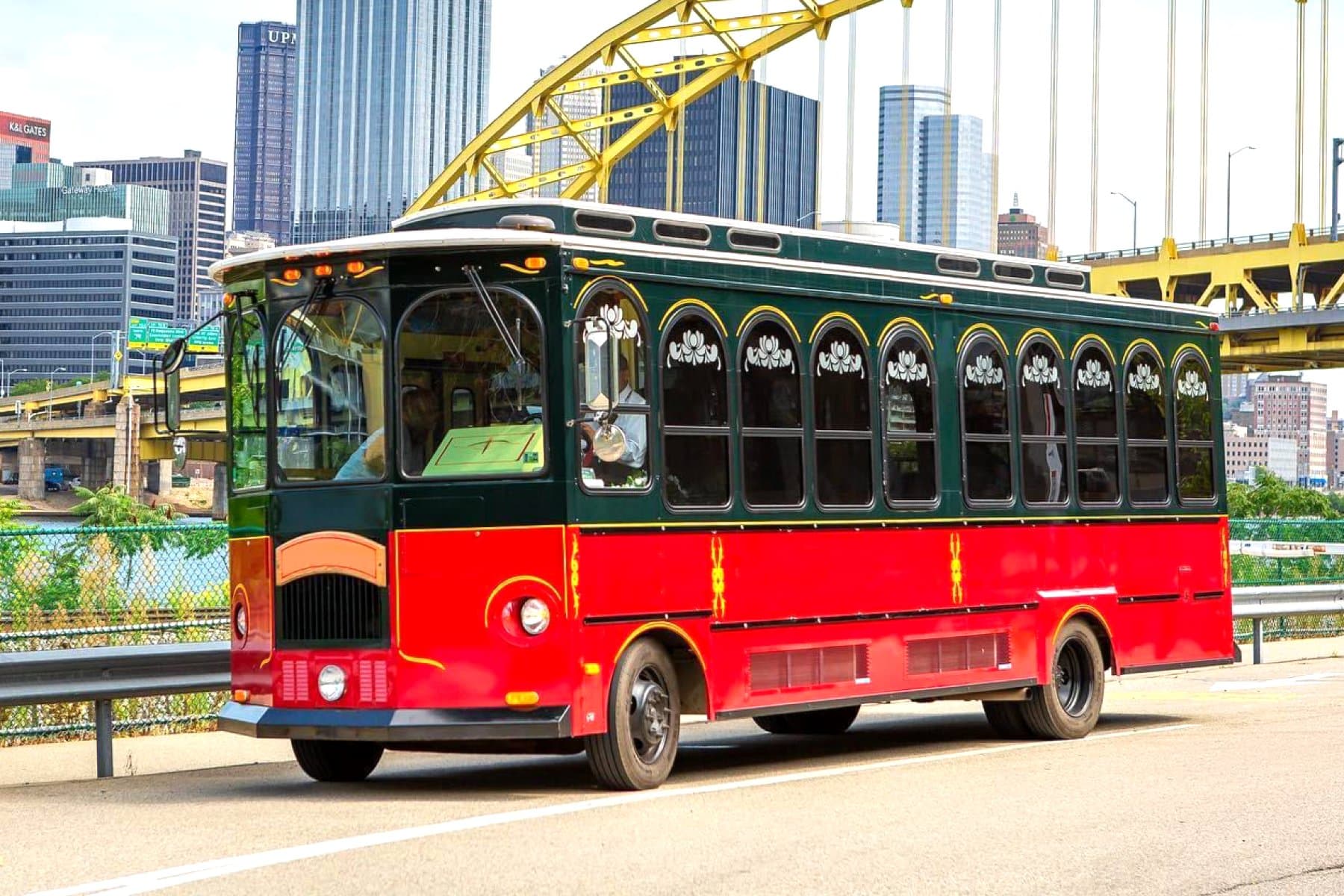 Red Trolley - Trolley for charter